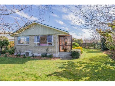 6 Elworthy Street, Pareora