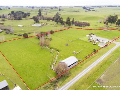 6 Godley Street, Halcombe