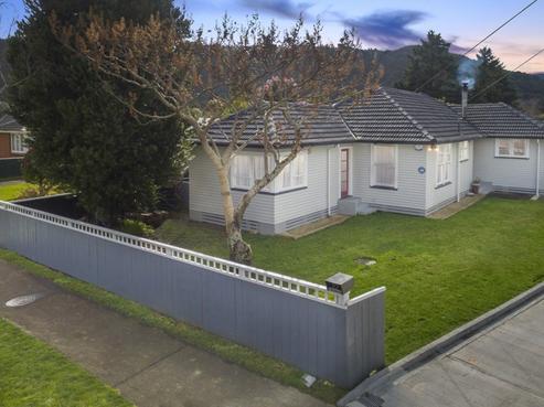32 Rimutaka Street, Trentham