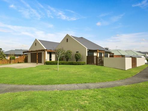 17 Oaklands Drive, Cambridge