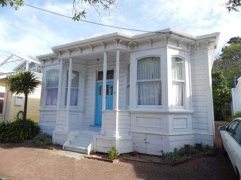 17A Everton Terrace, Kelburn