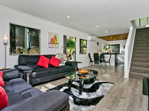 2/5 Kathleen Street, Totara Vale