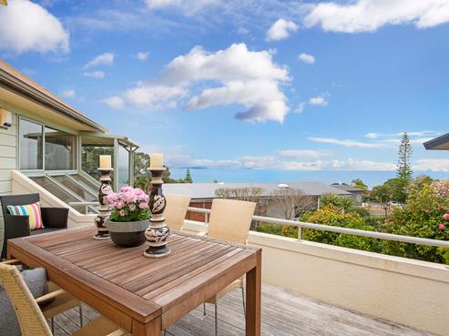 2/10 Burford Place, Mellons Bay