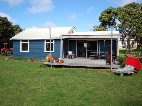 139 Sandhills Road, Great Barrier Island