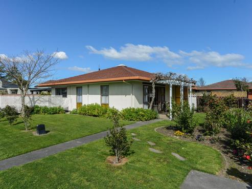 802 Queen Street West, Saint Leonards