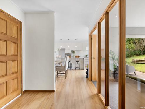 12 Currell Way, Somerville