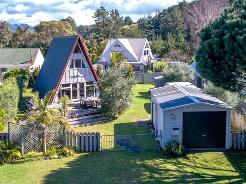 106 Brook Place, Whangamata