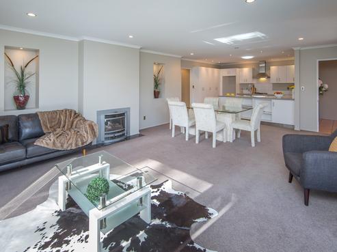 6 Phoenix Lane, Northcote