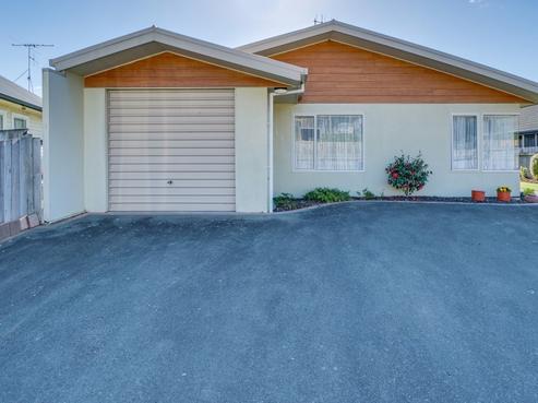 6 Parkview Place, Stoke