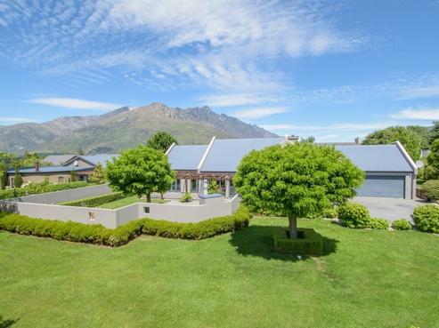 31 Ferry Hill Drive, Lower Shotover