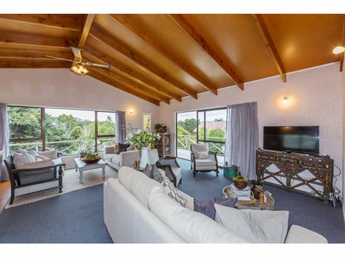 16 Gerontius Lane, Snells Beach