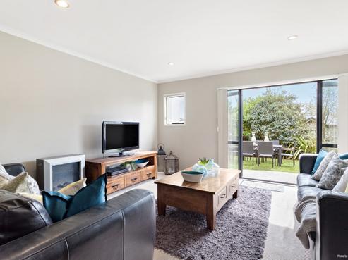 7 Vicente Place, Oteha