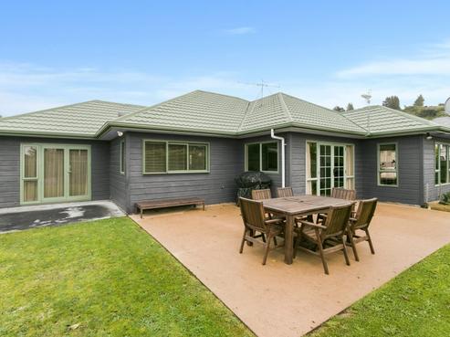 92 Redvers Drive, Belmont