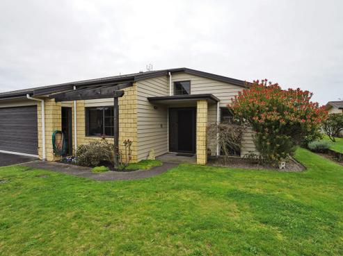 42/3 Turnbury Court, Rototuna