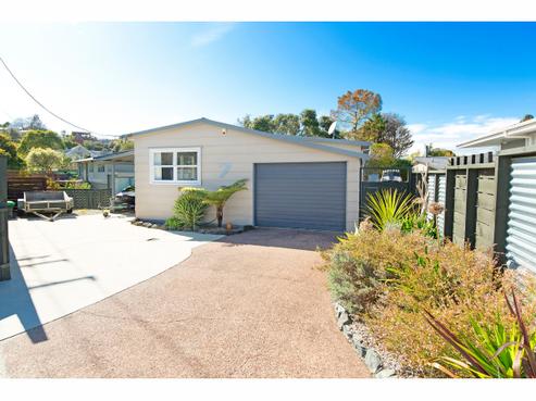 7 Langton Road, Stanmore Bay