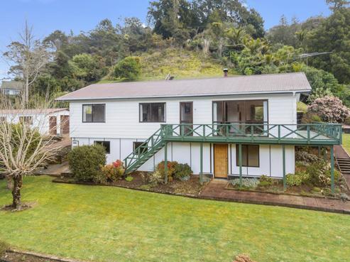 8 Parklands Avenue, Swanson