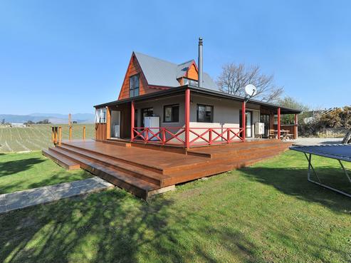 39 Malling Road, Redwood Valley