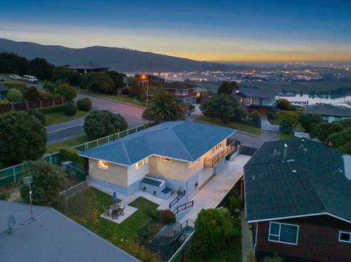 260 Cannon Hill Crescent, Mount Pleasant