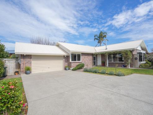 62B Sunnyhills Avenue, Glenview
