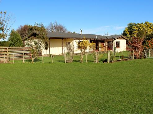 244 West Plains Road, West Plains