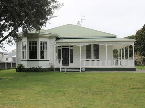 7 Robinson Street, Foxton