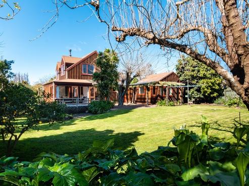 17 Pipi Street, Te Awanga