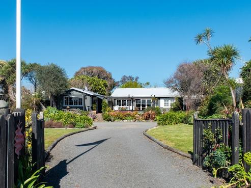 22 Wellwood Terrace, Te Awanga