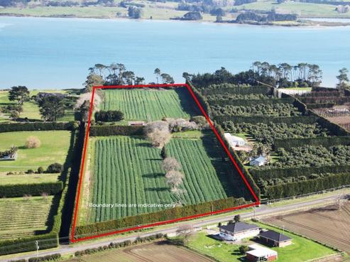 429 Glenbrook Beach Road, Glenbrook