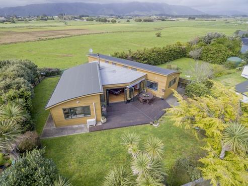 12 Sylvia Way, Te Horo