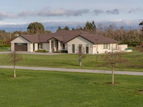 6 Eagle Place, Martinborough