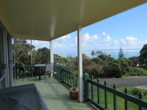 10 Seaview Road, Cable Bay