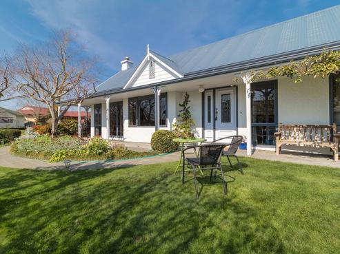 7 Kingsgate Row, Havelock North