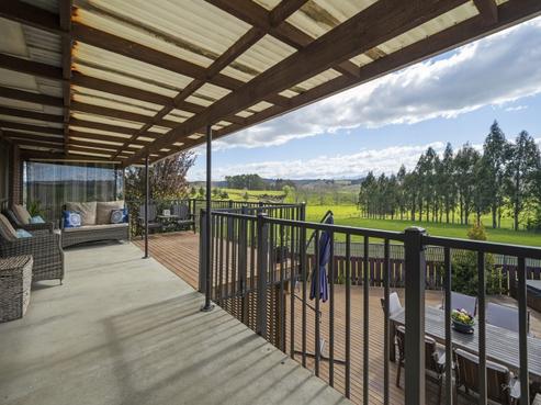 54 Greenacres Road, Redwood Valley
