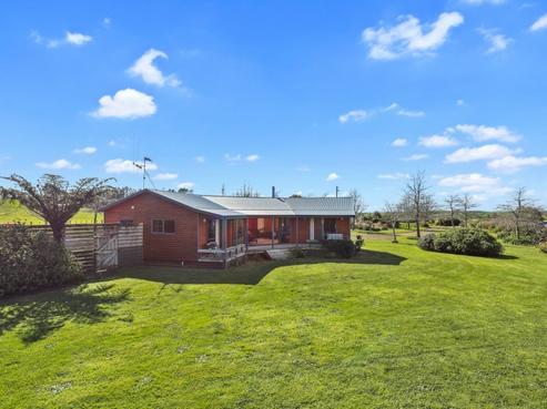 38 Limeworks Loop Road, Te Pahu