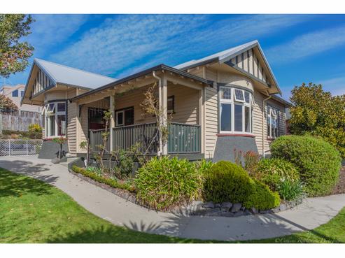 20 Grasmere Street, Waimataitai