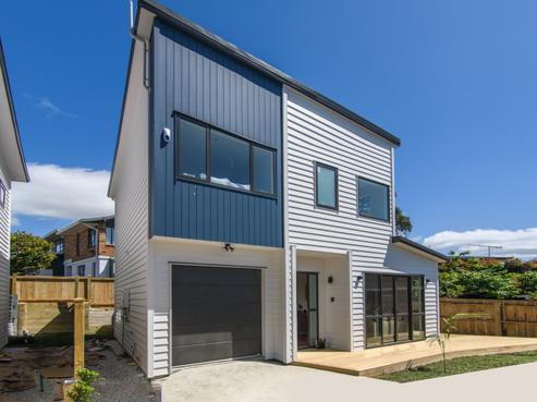 28D Tui Glen Road, Birkenhead
