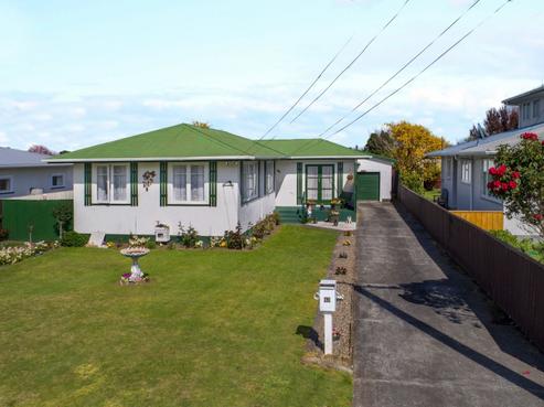 43 Devon Road, Springvale