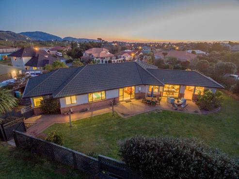 10 Bearing West Court, Paraparaumu