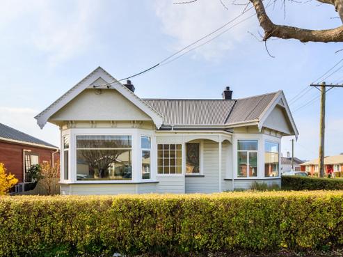 18 Kirkcaldy Street, South Dunedin