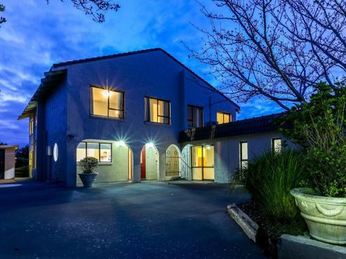 3A Cabot Place, Frankleigh Park