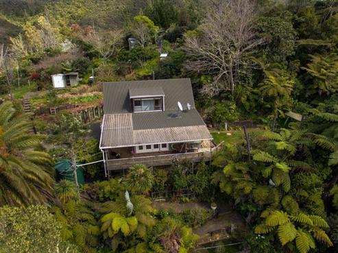5 Old Coach Road, Kaimarama