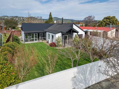 34 Roberta Drive, Somerfield