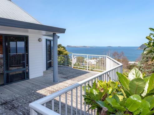 246 Paku Drive, Tairua
