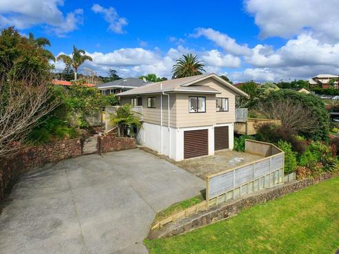 25 Unsworth Drive, Unsworth Heights