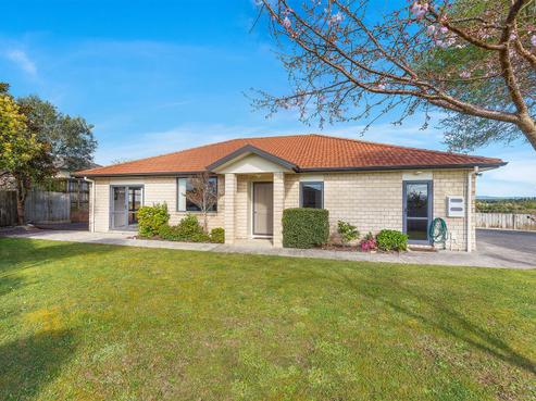 12 Kathleen Reece Place, Waiuku