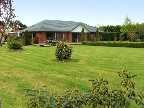 675 Bainfield Road, Myross Bush