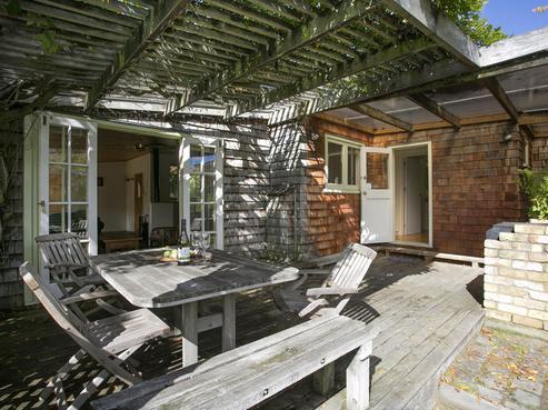15 Wharewaka Road, Wharewaka