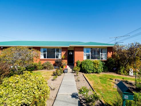 16 Tainui Road, Musselburgh