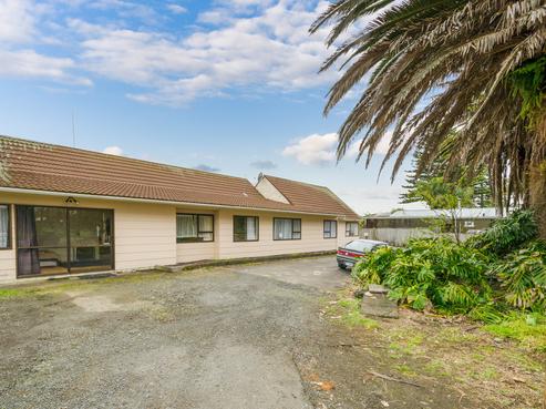 33 Springs Road, Parakai