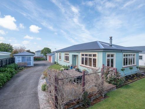 16 Albion Street, Hawera